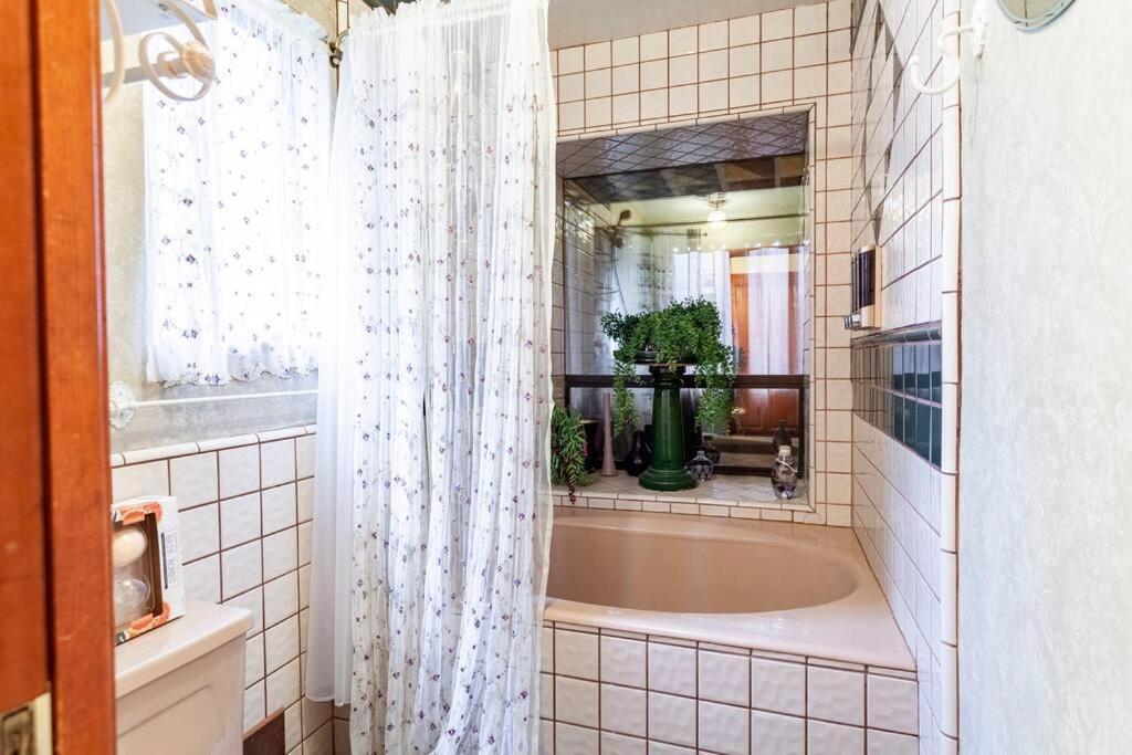 Lakeview 3-Story Winter Home Crestline エクステリア 写真