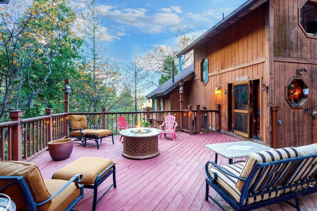 Lakeview 3-Story Winter Home Crestline エクステリア 写真